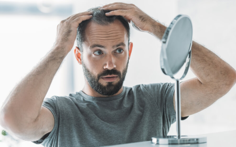 Traitements antichute de cheveux chez l'homme  Revivre Labs